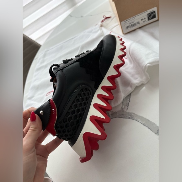 Authentic Louboutin Sneakers Loubishark - Picture 6 of 10